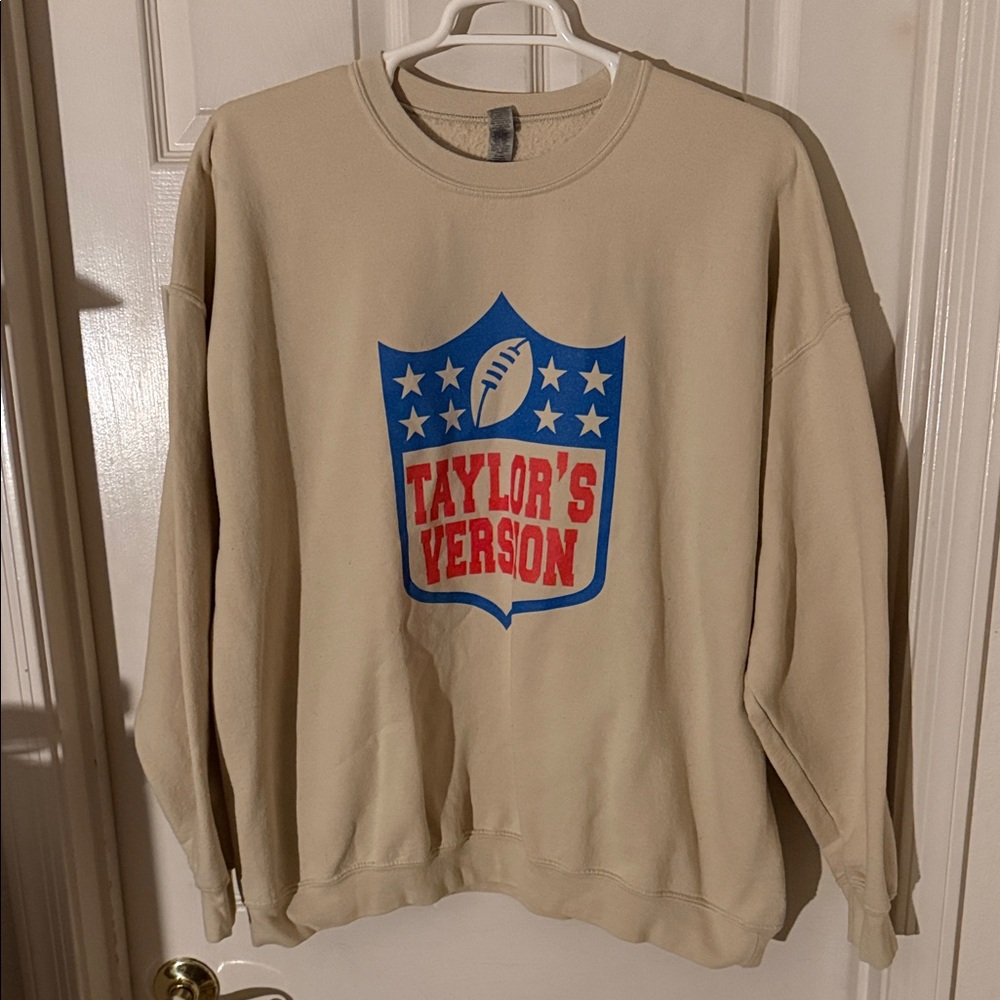 Taylor Swift Football Cream Graphic 3XL Crewneck Sweatshirt